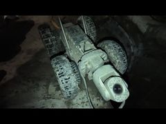 Robotyczne urządzenie do inspekcji rurociągów CCTV z robotem pełzającym, specjalna rama podnosząca