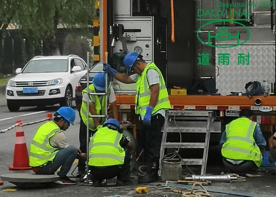 Podszewka Rig Utwardzana UV CIPP Truck Miejska kanalizacja Zintegrowana naprawa bezwykopowej rury spustowej